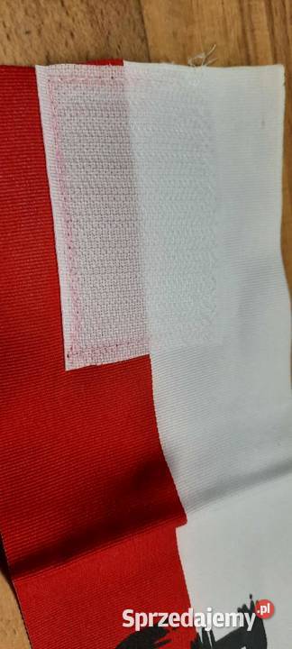 Opaska białoczerwona na ramię na rzepy