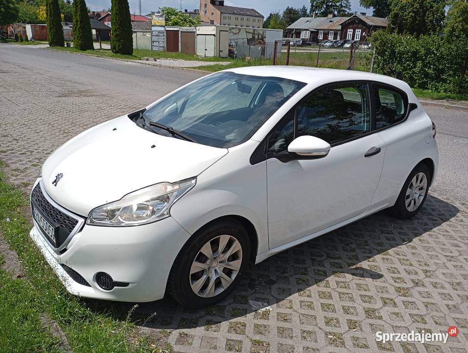 Peugeot 208 14 benzyna Zarejestrowany w Polsce Radomsko