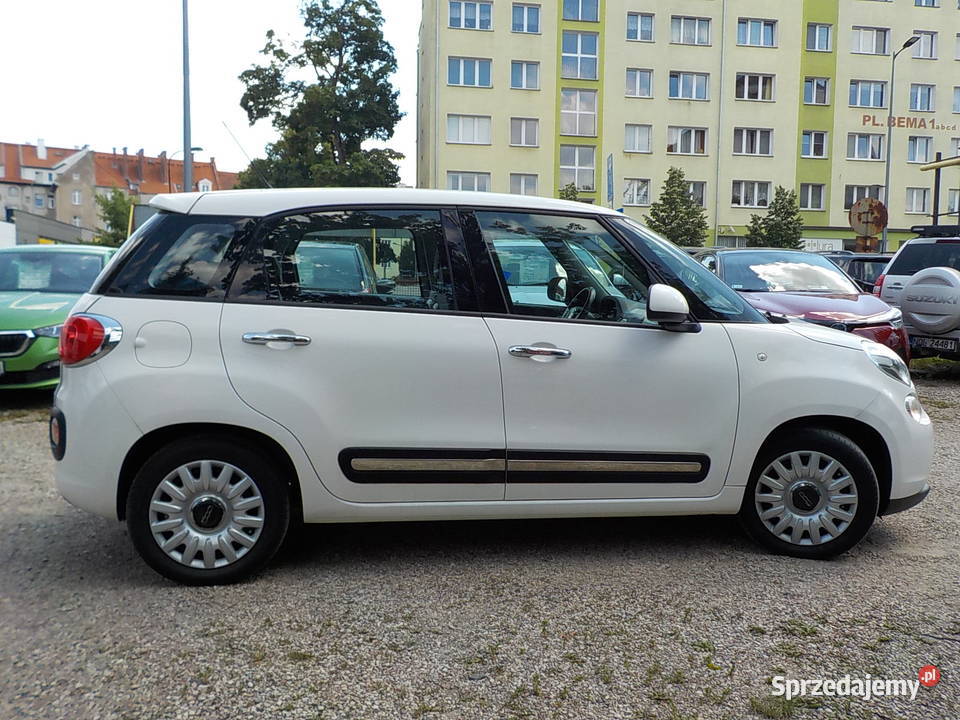 Fiat 500l Pierwszy włsalon polski Samochody osobowe Olsztyn