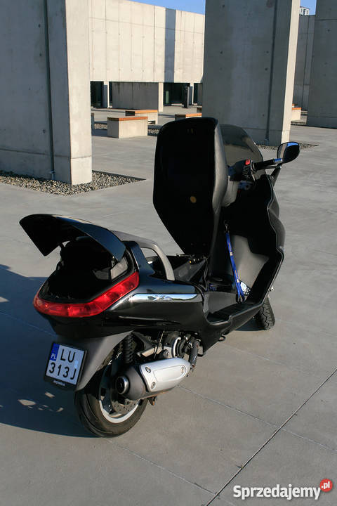 Skuter Piaggio X8 125 3 kat B przygotowany do Lublin