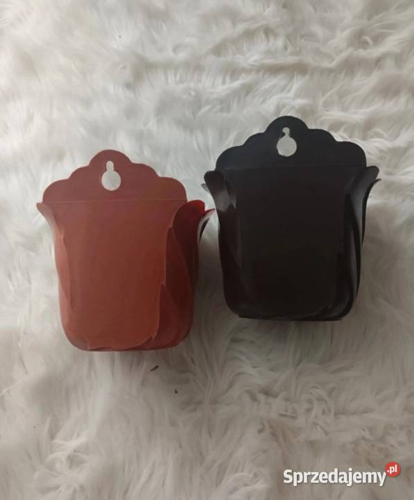 Doniczki na kwiaty zwisające 2 sztuki brązowe podkarpackie sprzedam