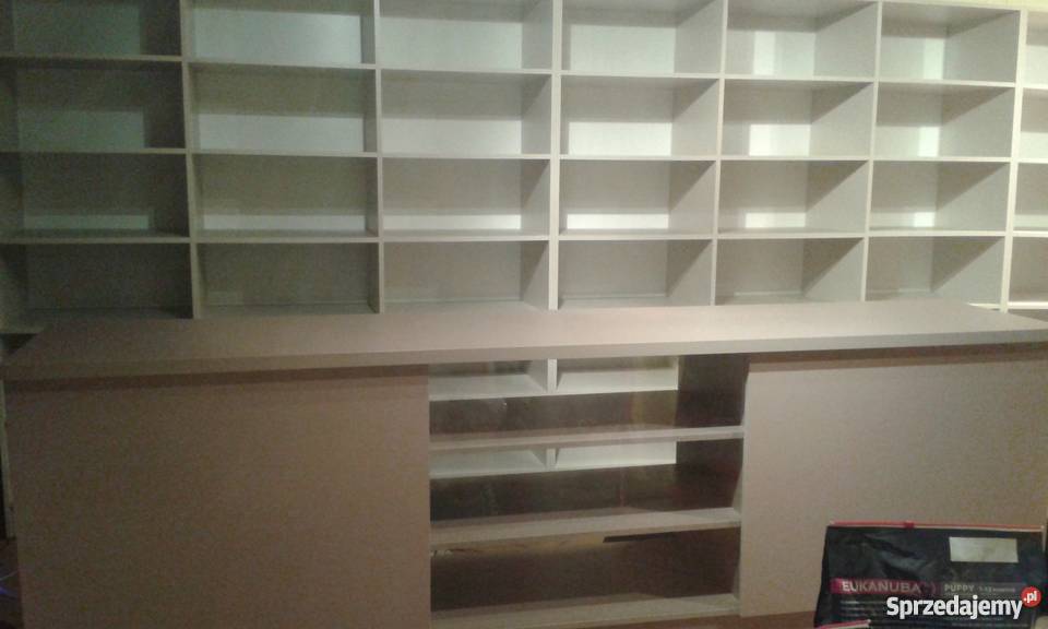 Sprzedam okazyjnie meble sklepowe sprzedam