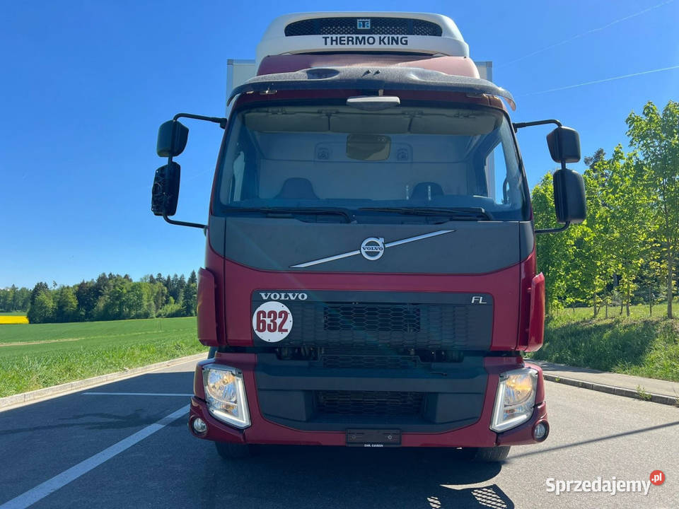 Chlodnia do miesa Hakowka Volvo FM mazowieckie