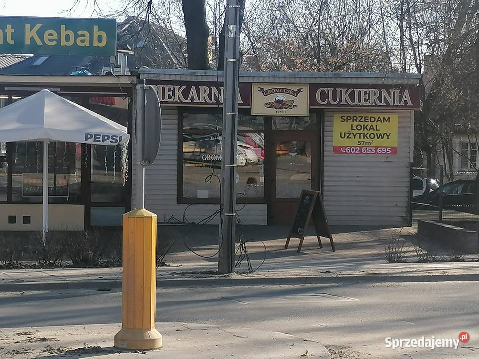 Sprzedam lokal handlowo - usługowy w Zielonce K /W-wy