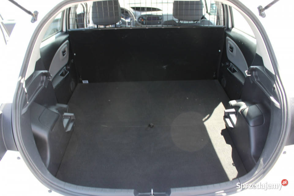 Toyota inny Yaris VAN FVAT VAT1 Gwarancja Netto zarejestrowany w Polsce Toyota Warszawa sprzedam