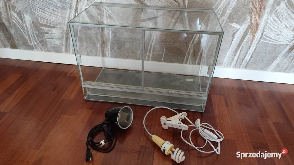 Terrarium 604030 lampą UV lampą grzewcza sprzedam