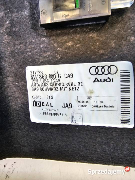 BOCZEK TAPICERKA BAGAŻNIKA PRAWY TYŁ AUDI A3 8V Przystajń