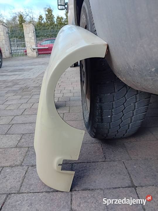 Błotnik prawy Trabant Dąbrowa Górnicza