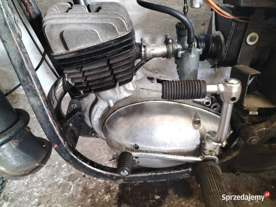 Silnik WSK 125 na chodzie zapłon CDI