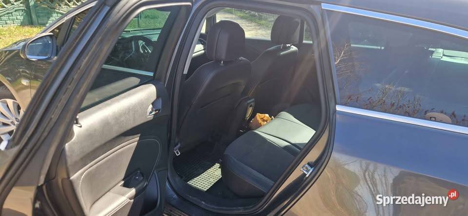 Opel Astra J Wrocław