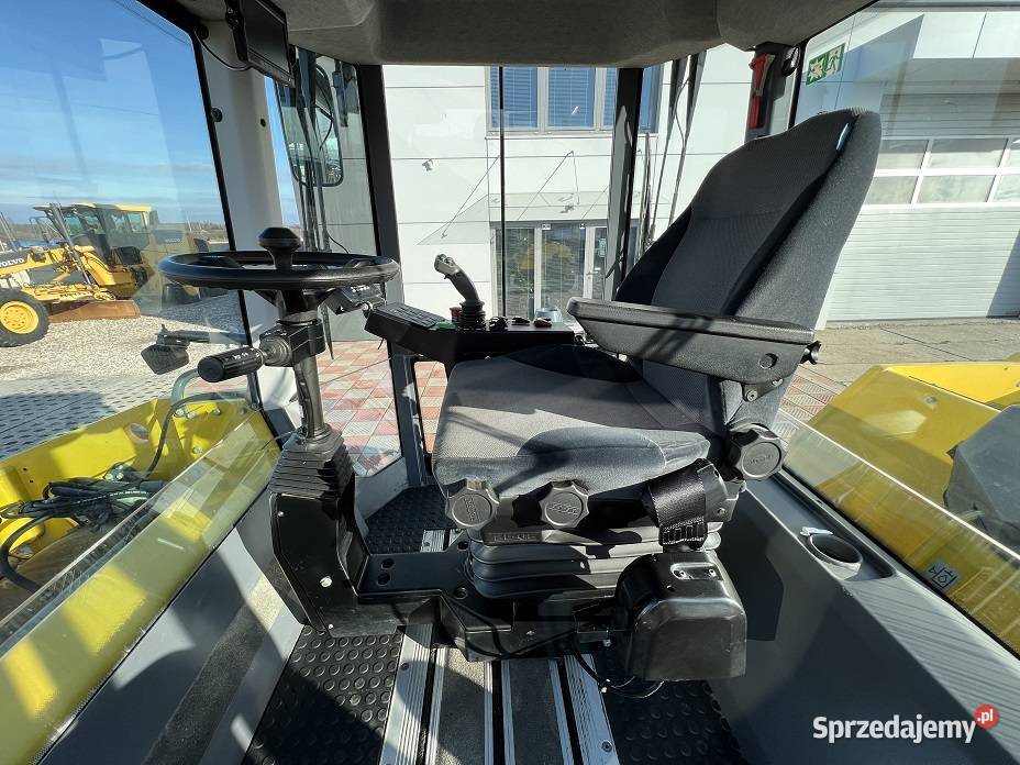 Walec kombinowany DYNAPAC CC4200C Tuliszków