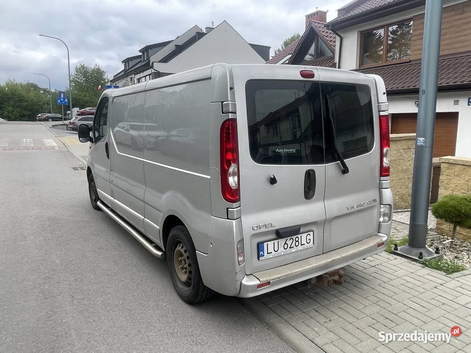 Opel Vivaro 20 CDTI 2008 L2H1 266 814 116KM