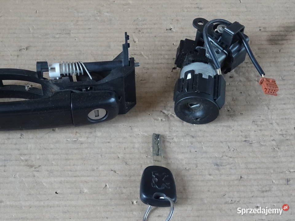 Stacyjka 36353100 kluczyk wkładka drzwi korek Wieluń