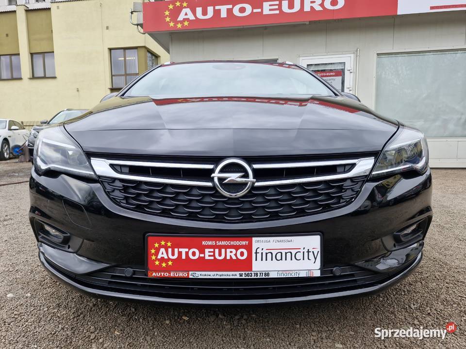 14 T 150 66 COSMO Car Play GPS kamera Kraków