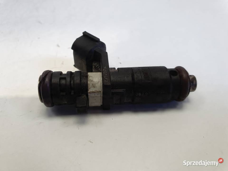 Seat Altea 16 8V WTRYSKIWACZ wtrysk 06A906031 Janów
