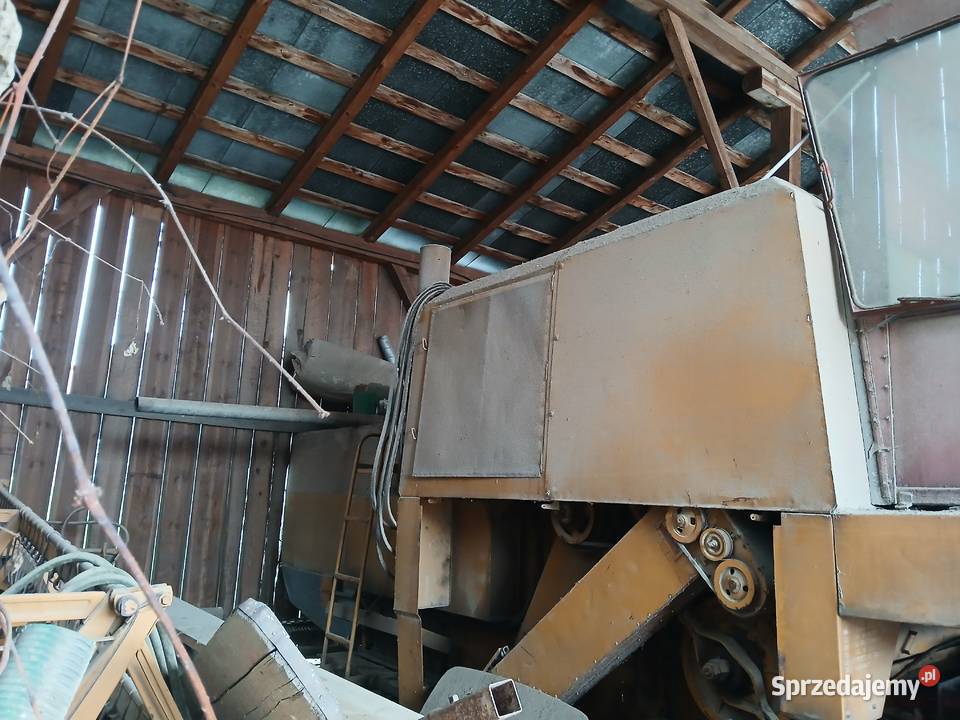 Sprzedam kombajn bizon zo56 Zbożowe sprzedam