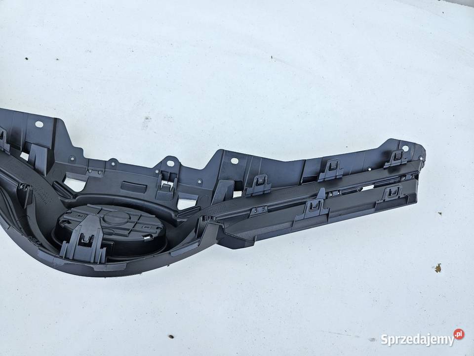 TOYOTA YARIS III 3 LIFT 1417 GRILL ATRAPA Atrapy Międzychód