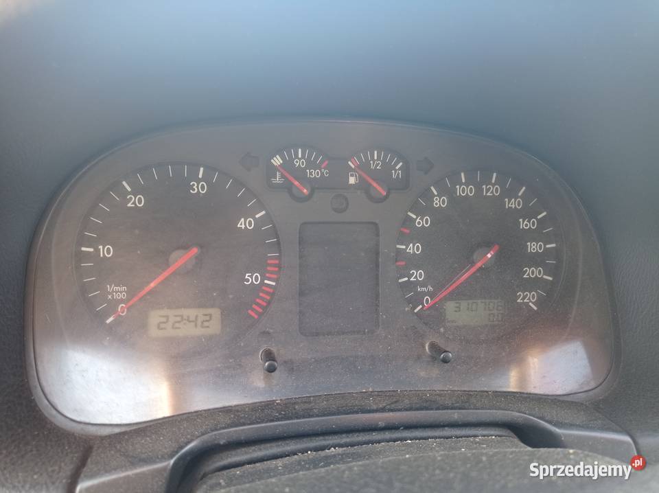 Volkswagen Golf 19 TDI Kombi 81 kW 2000 r dawca Szklarka Myślniewska