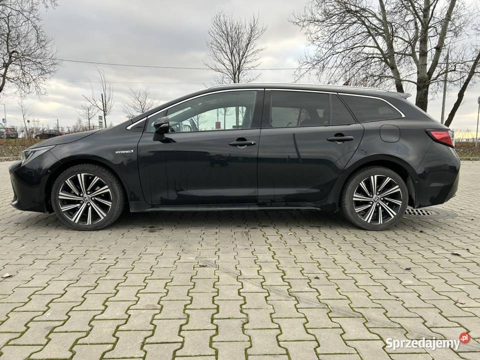 TOYOTA Corolla 18 Hybrid 2021 44000 Salon Polska nieuszkodzony Ożarów Mazowiecki