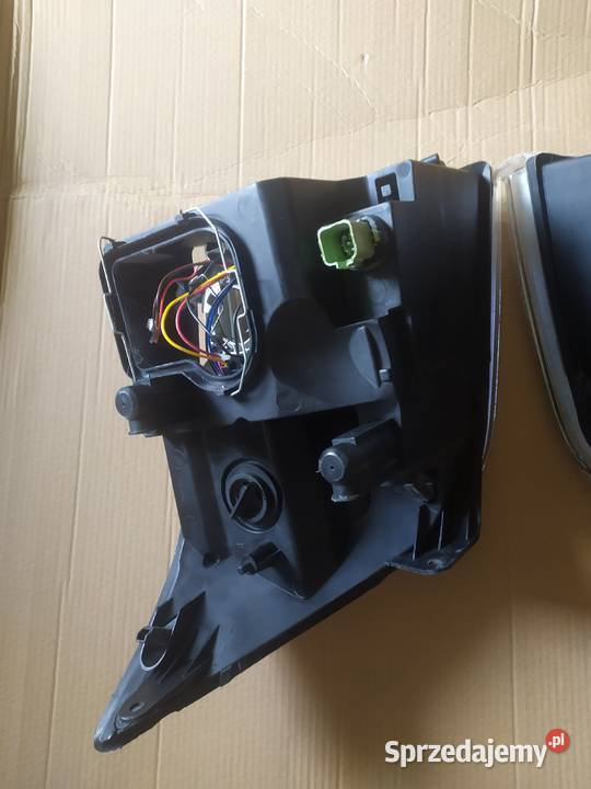 Ford transit 06r mk7 lampa przednia przod prawa Starowa Góra