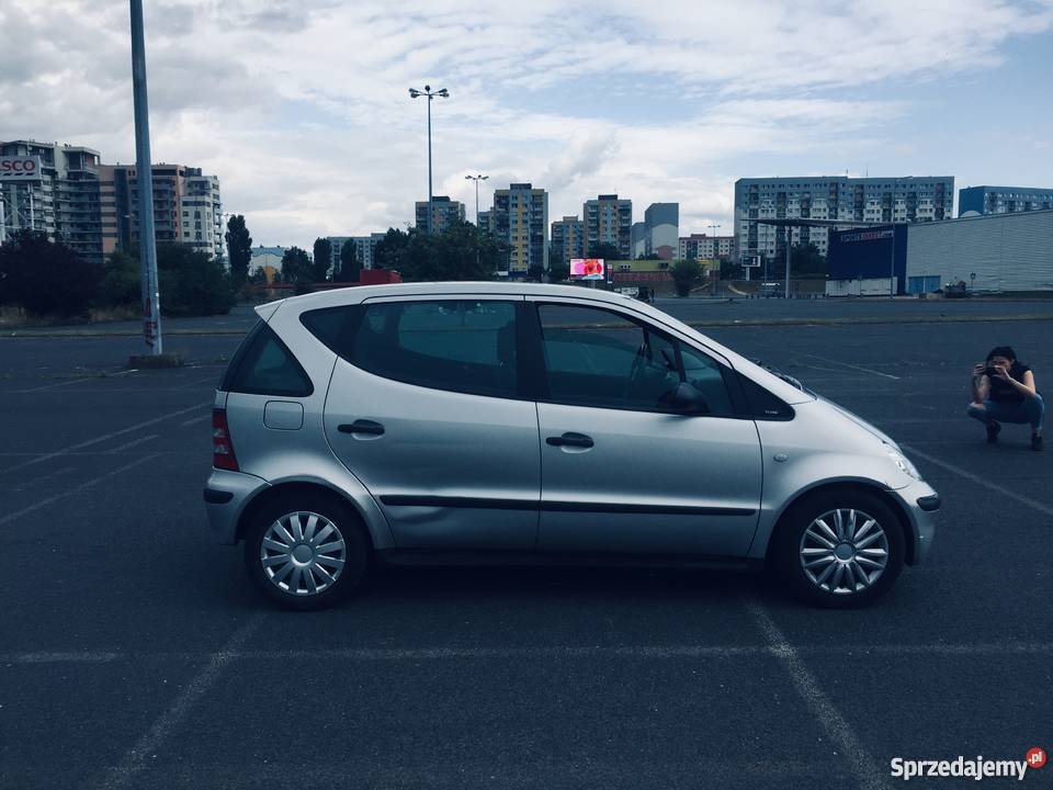 Mercedes w168 17 cdi Long zamienie srebrny Łódź