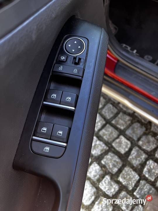 Kia ESoul 64 KW wersja XL Exclusive Gwarancja lakier metallic Baranowo sprzedam