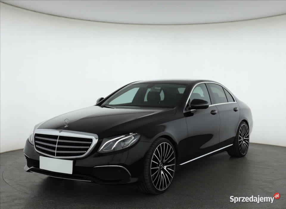 Mercedes E E 220 d ASR (kontrola trakcji)