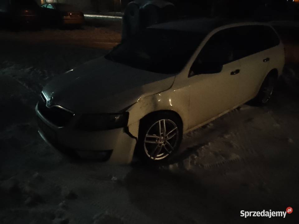 Sprzedam Skodę Octavia uszkodzony sprzedam