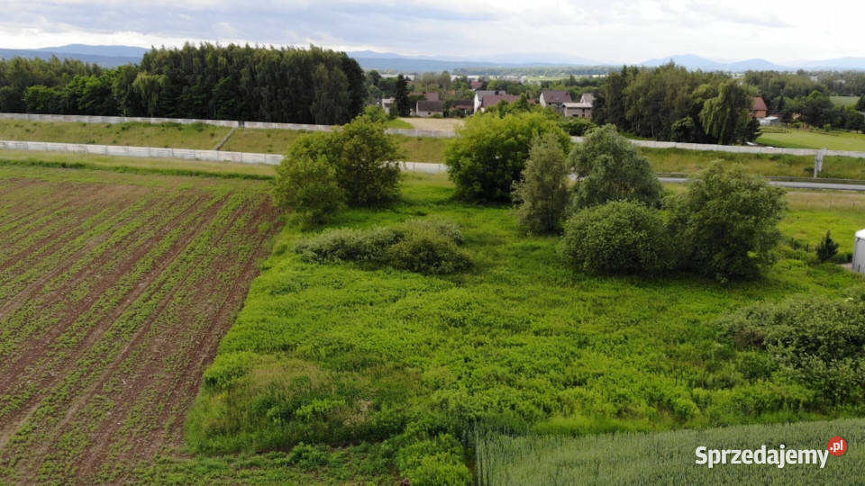 Działka usługowa 749m2 węźle A4