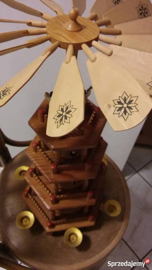 Piramida świąteczna 4 piętrowa orginalna wielkopolskie Trzcianka