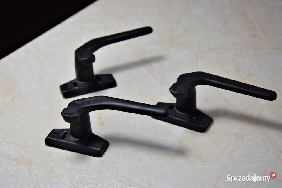 ZAMKNIĘCIE BLOKADA KLAMKA OKNA KEMPINGU Kempingowe Grzebowilk sprzedam