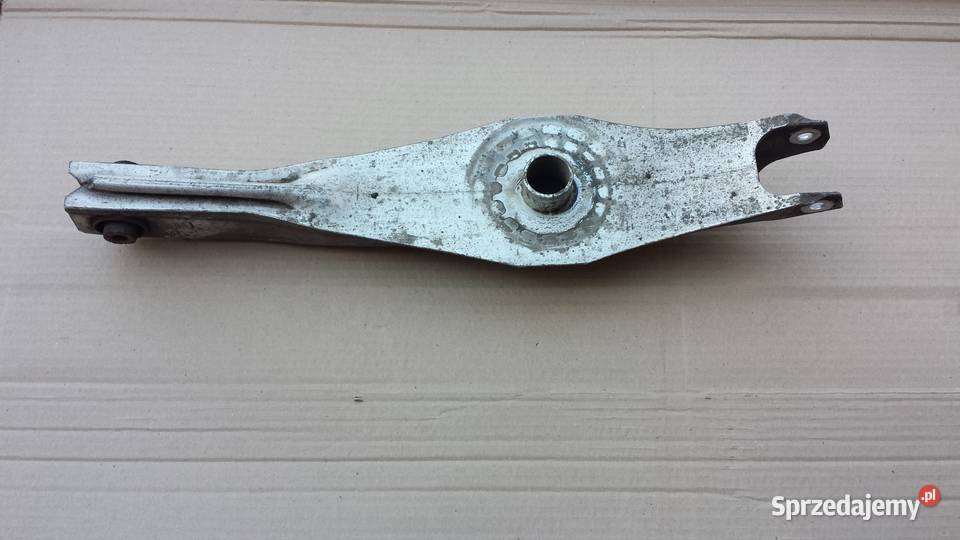 wahacz tylny aluminiowy tył GM Opel Insignia osobowe Części samochodowe Kutno