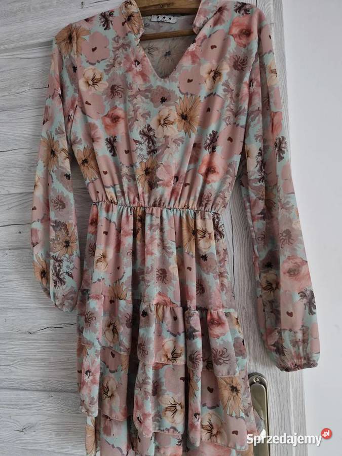 Sukienki Tarnowskie Góry