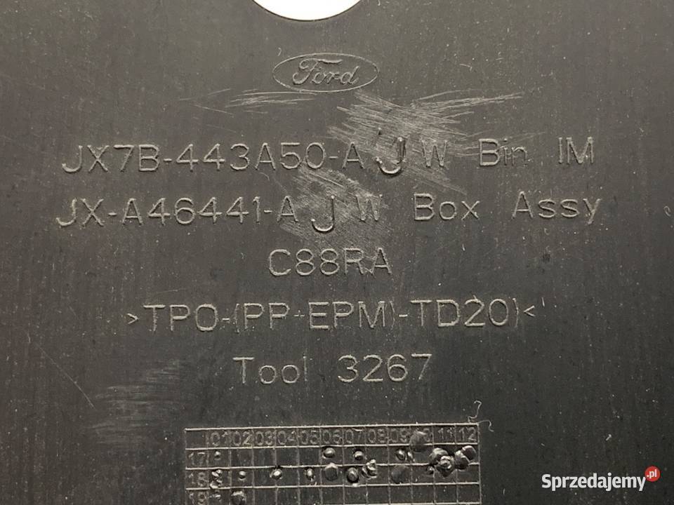 SCHOWEK KIEROWCY FORD FOCUS IV Kombi podkarpackie