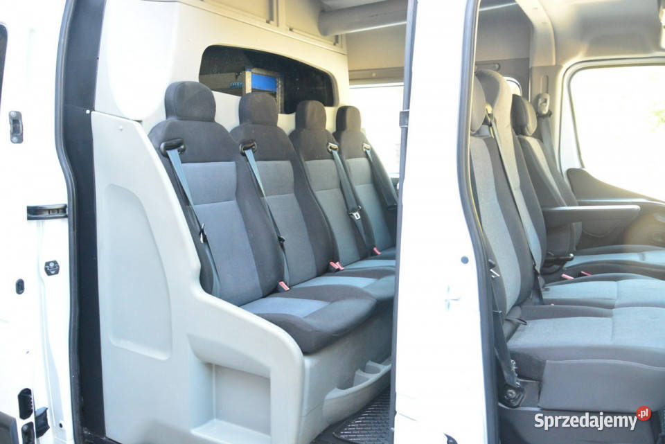 Renault Master średniak 7 osobowy brygadówka wielofunkcyjna kierownica Warszawa