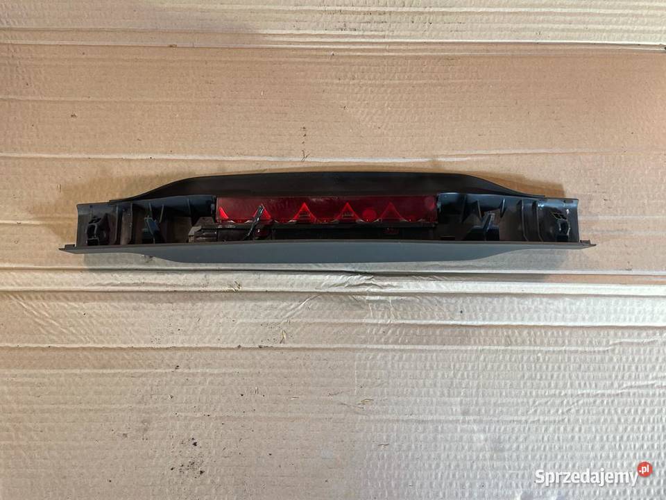 Trzecie światło stop Ford focus mk2