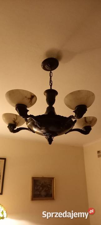 Pięcioramienny mosiężny żyrandol klosze łódzkie Skierniewice