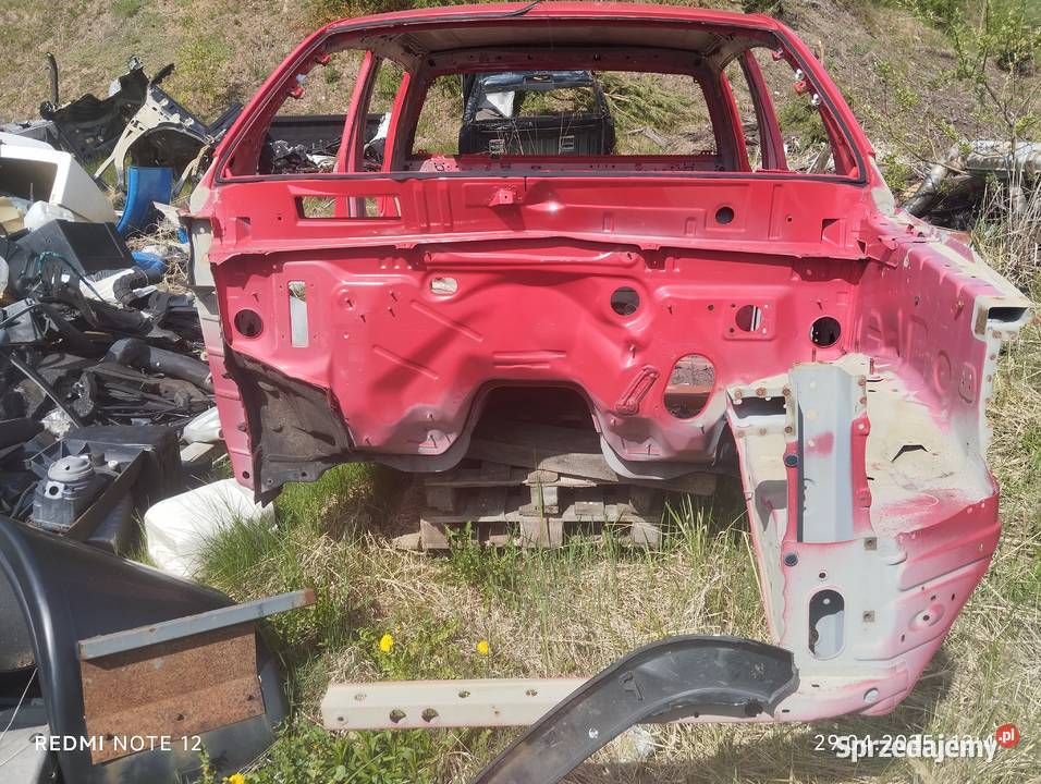 Karoseria ćwiartka przód lewa prawa tyl Toyota Mojusz