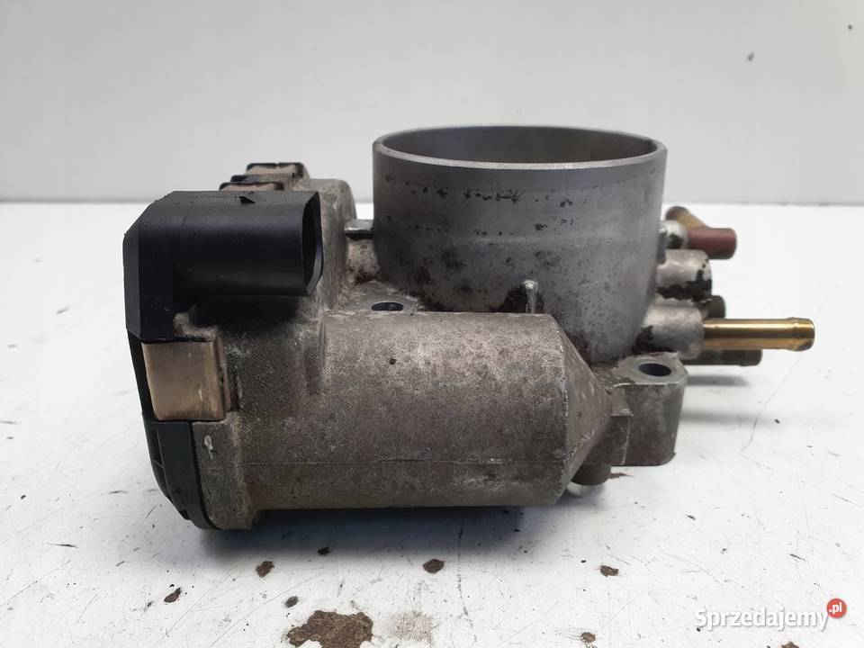 Audi A6 C5 24 V6 PRZEPUSTNICA 078133062B