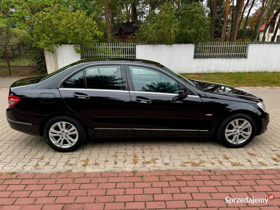 Mercedes W204 C180 Kompresor Ideał Navi centralny zamek Klasa C Warszawa sprzedam
