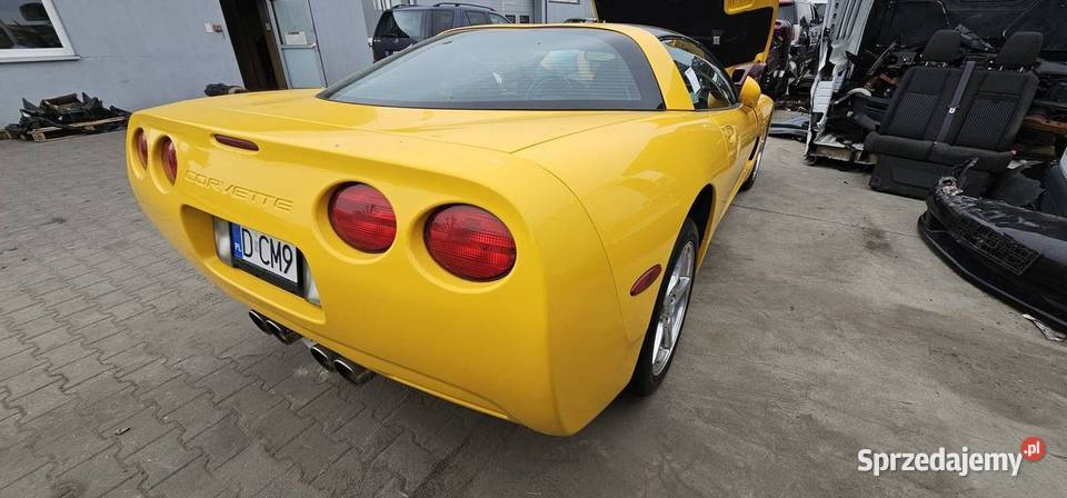 ZDERZAK TYŁ CHEVROLET CORVETTE C5 KOMPLETNY