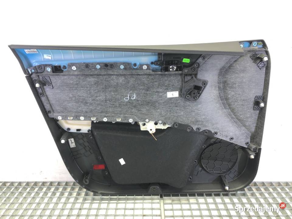 BOCZEK DRZWI PRAWY PRZÓD SKODA OCTAVIA III Tapicerki samochodowe