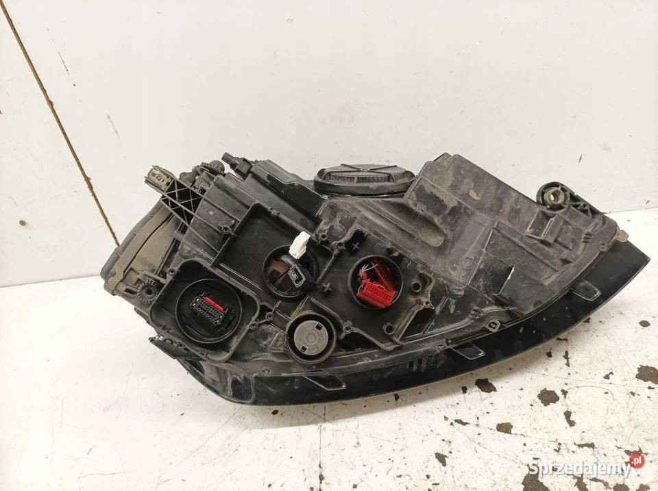 LAMPA PRZÓD LEWA XENON EUROPA GTI 5G1941751A VW świętokrzyskie