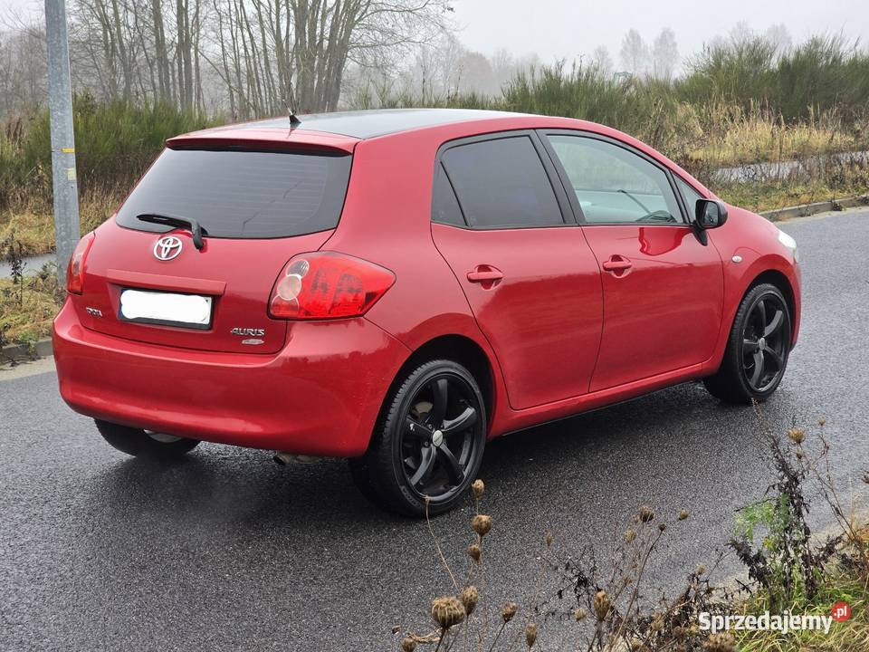 Toyota Auris 16 super stan centralny zamek Żary