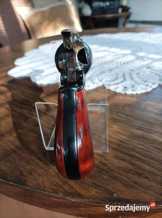 Czarnoprochowy colt Cattleman Thunderer 35 cala zachodniopomorskie