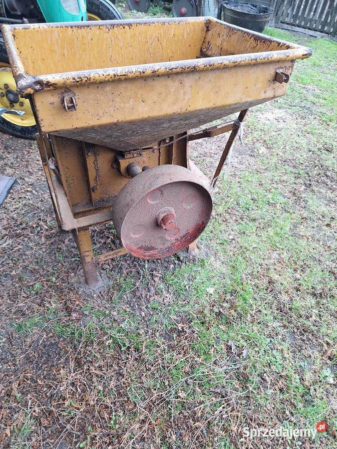 Młynek nieuszkodzony Ciechanów