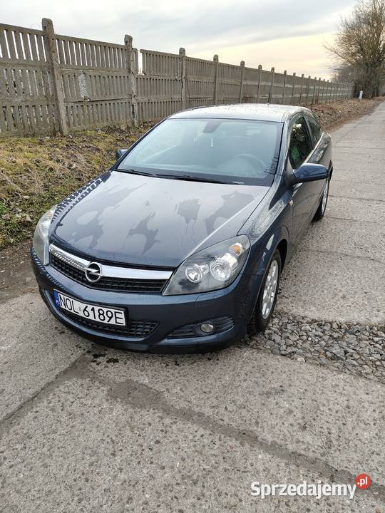 Opel Astra H GTC 16 benzyna opłatach Rok produkcji 2008 Olsztyn