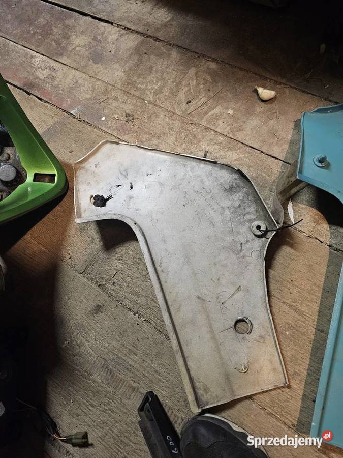 Kawasaki GPZ 600 lewy boczek owiewka lewa GPZ600 Plastiki dolnośląskie Jelenia Góra sprzedam