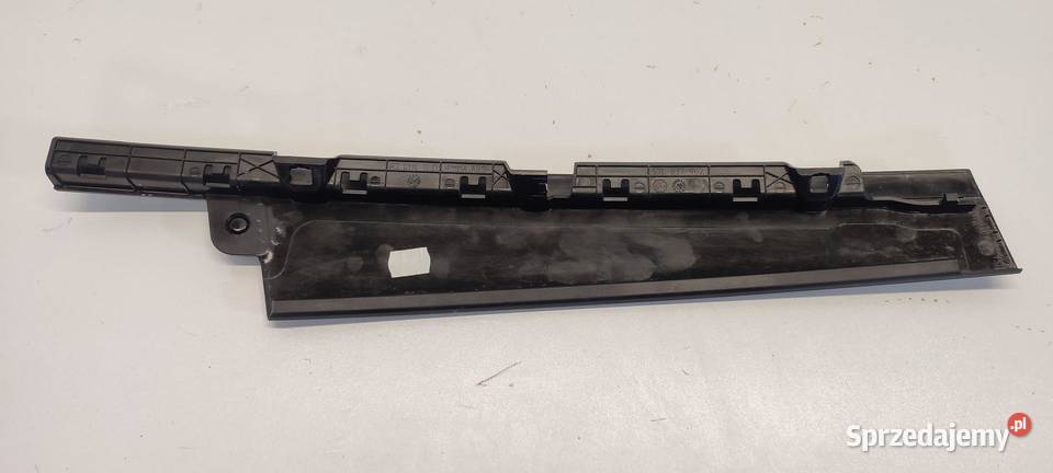 VW TAYRON OSŁONA SŁUPKA PRAWY TYŁ 57L837902