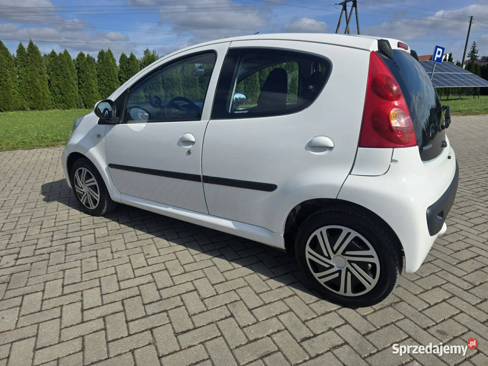 Peugeot 107 10benz Kutno